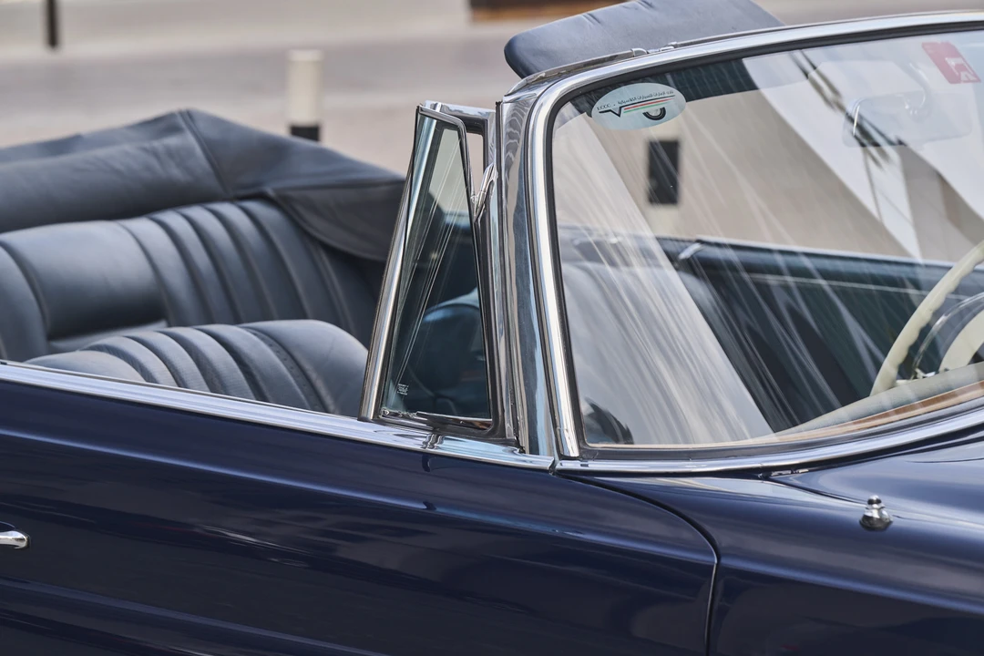 1968 Mercedes-Benz W111 Cabriolet - Image 29 of 31
