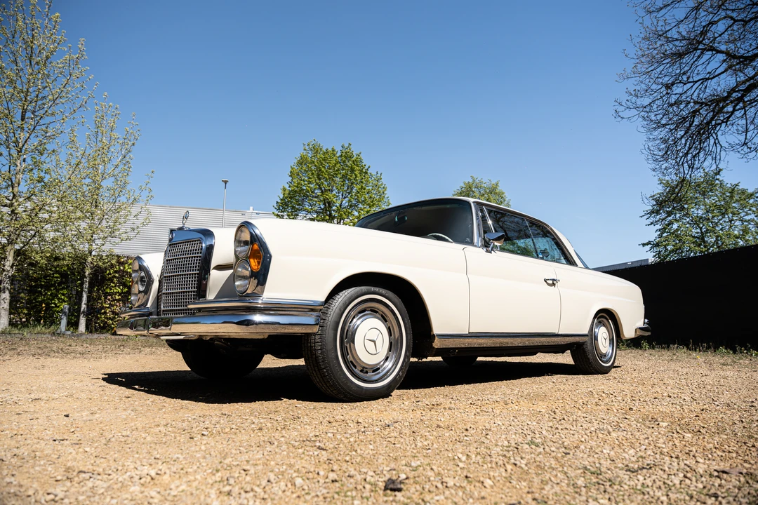 1968 Mercedes-Benz W111 Coupe - Image 3 of 16