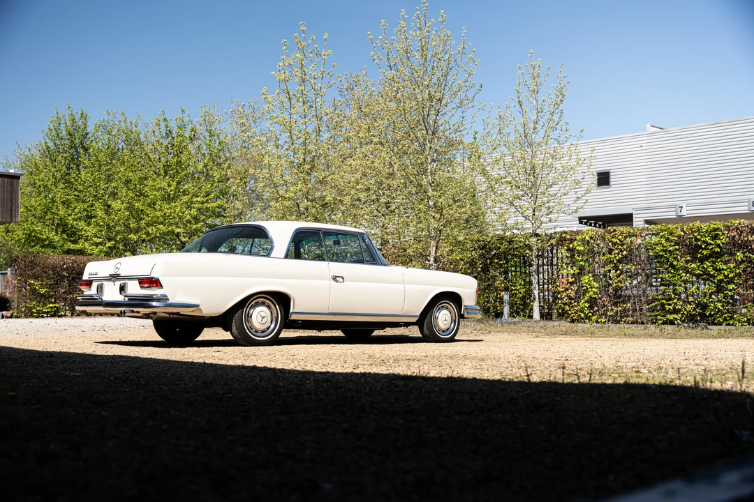 1968 Mercedes-Benz W111 Coupe - Image 6 of 16