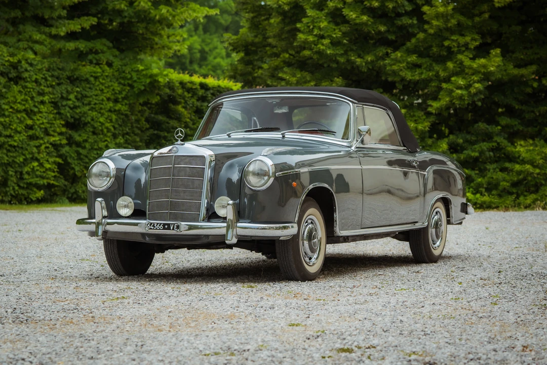 1968 Mercedes-Benz W111 Coupe - Image 8 of 16