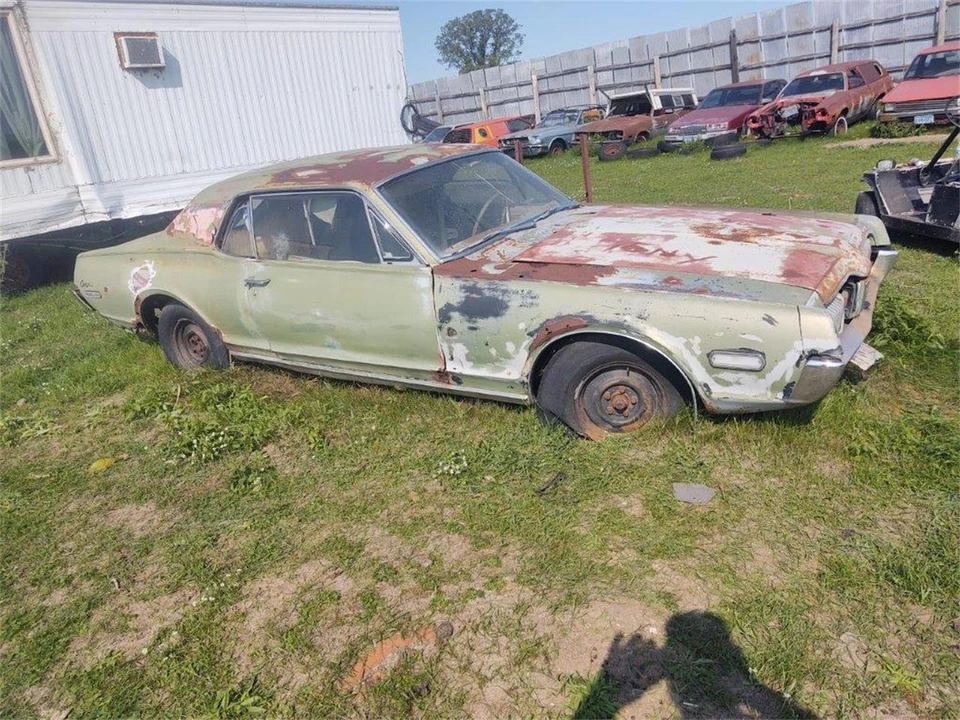 1968 Mercury Cougar 1st Gen - Image 2 of 9
