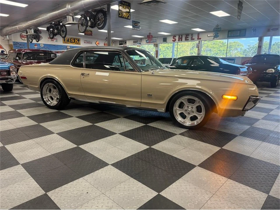 1968 Mercury Cougar 1st Gen - Image 9 of 31