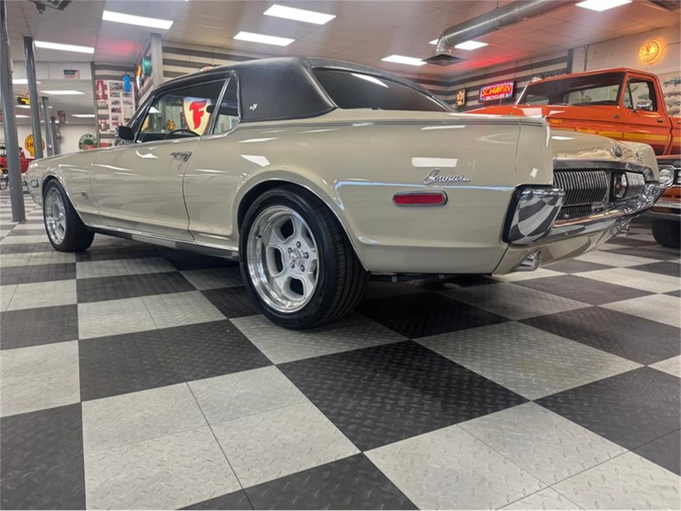 1968 Mercury Cougar 1st Gen - Image 6 of 31