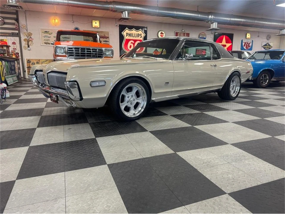 1968 Mercury Cougar 1st Gen - Image 14 of 31