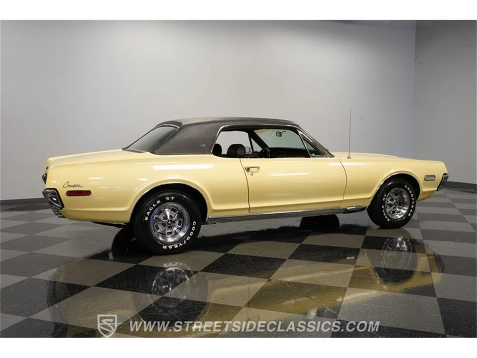 1968 Mercury Cougar 1st Gen - Image 12 of 31
