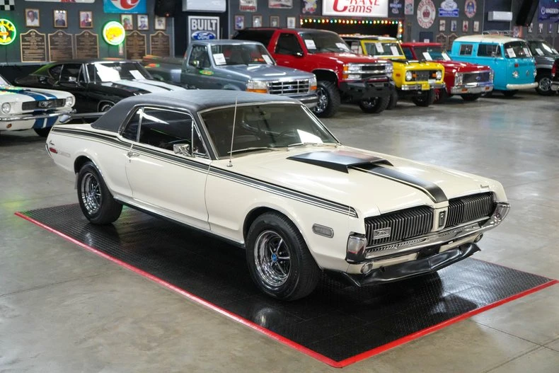 1968 Mercury Cougar 1st Gen - Image 17 of 31