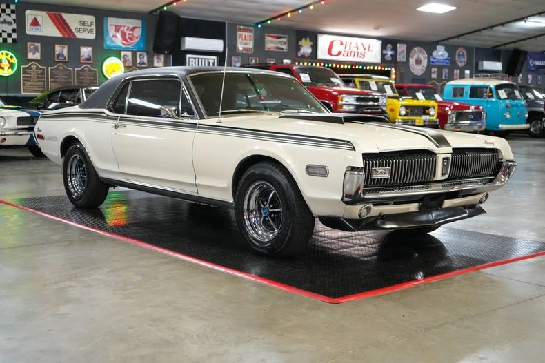 1968 Mercury Cougar 1st Gen - Image 25 of 31