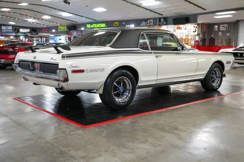 1968 Mercury Cougar 1st Gen - Image 23 of 31