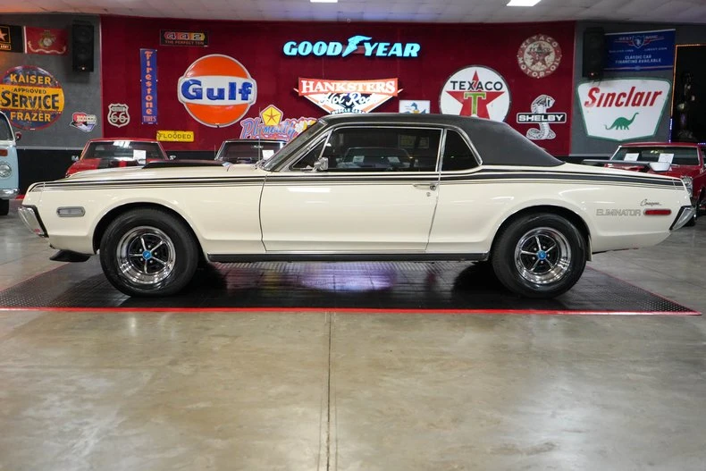 1968 Mercury Cougar 1st Gen - Image 20 of 31