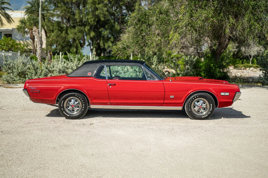 1968 Mercury Cougar 1st Gen - Image 9 of 31