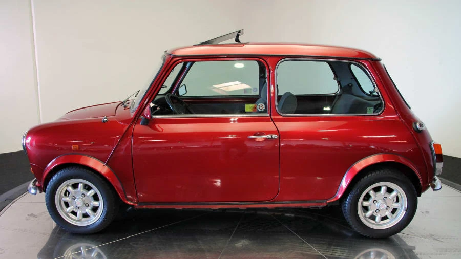 1968 Morris - Image 2 of 11