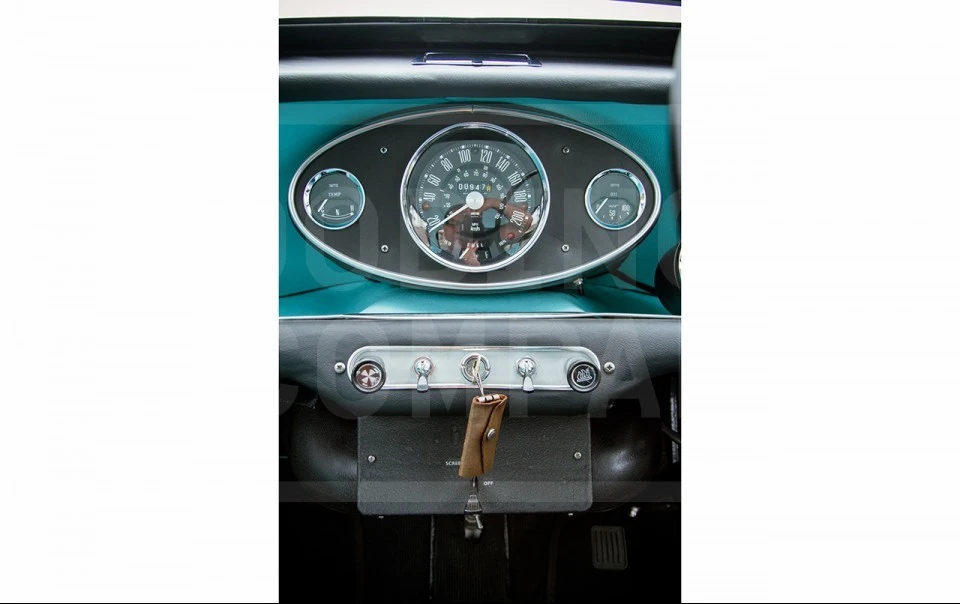 1968 Morris - Image 9 of 15