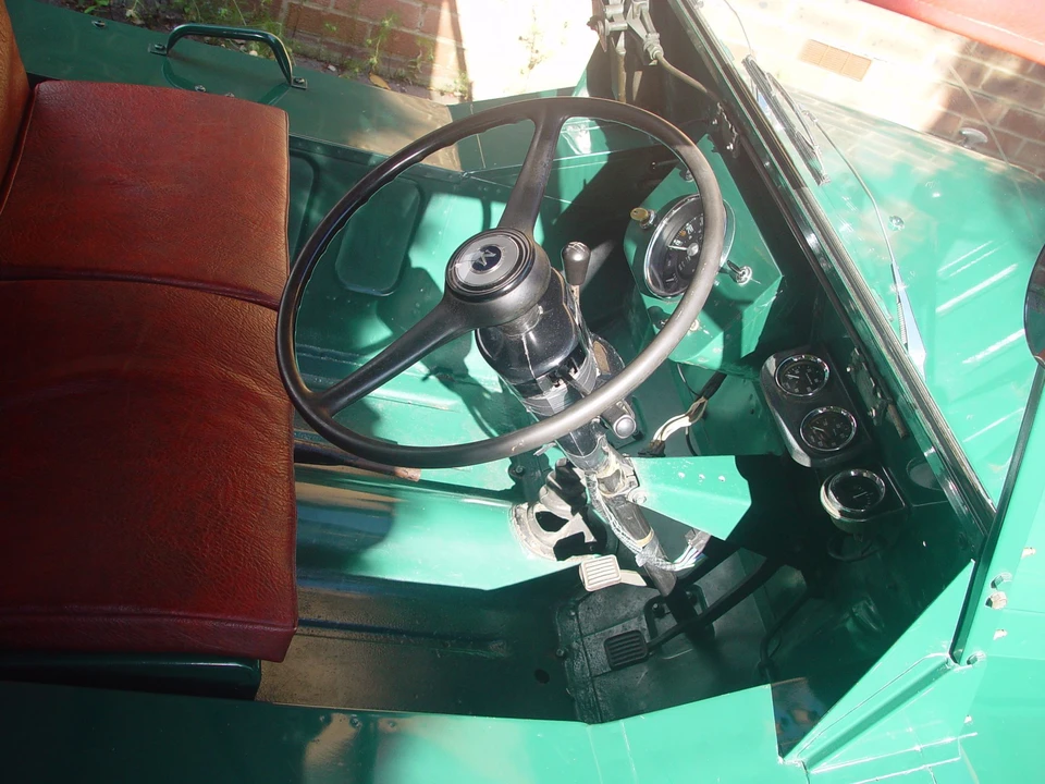 1968 Morris - Image 2 of 13