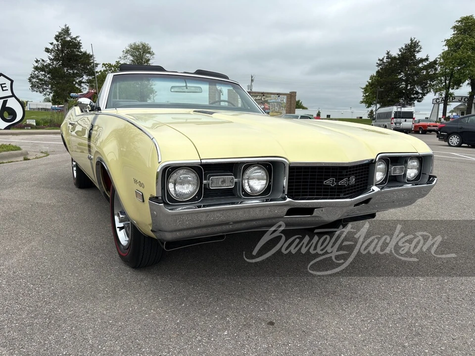 1968 Oldsmobile 442 W-30 2nd Gen - Image 20 of 30
