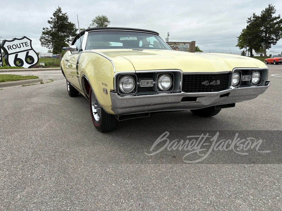 1968 Oldsmobile 442 W-30 2nd Gen - Image 16 of 30