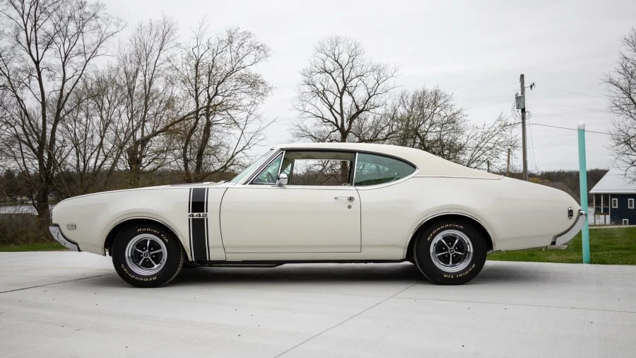 1968 Oldsmobile 442 2nd Gen - Image 2 of 20