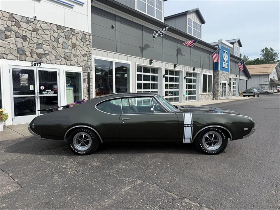 1968 Oldsmobile 442 2nd Gen - Image 2 of 31