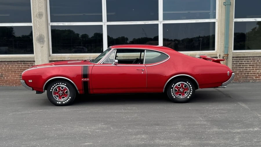 1968 Oldsmobile 442 2nd Gen - Image 2 of 14