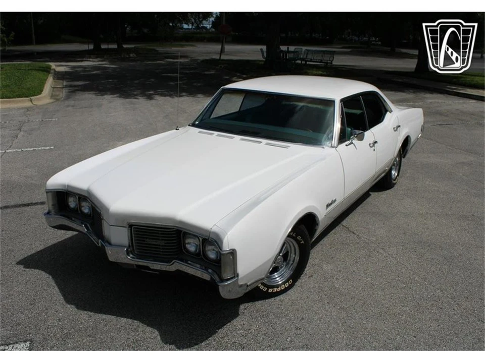 1968 Oldsmobile 88 - Image 11 of 31
