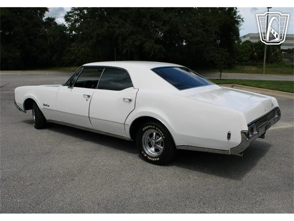 1968 Oldsmobile 88 - Image 13 of 31