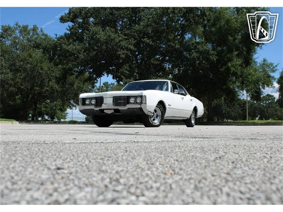 1968 Oldsmobile 88 - Image 3 of 31