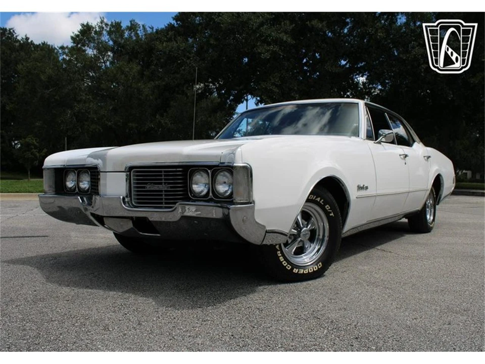1968 Oldsmobile 88 - Image 9 of 31