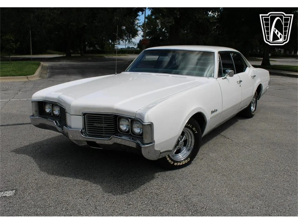 1968 Oldsmobile 88 - Image 10 of 31