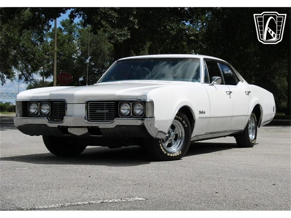 1968 Oldsmobile 88 - Image 5 of 31