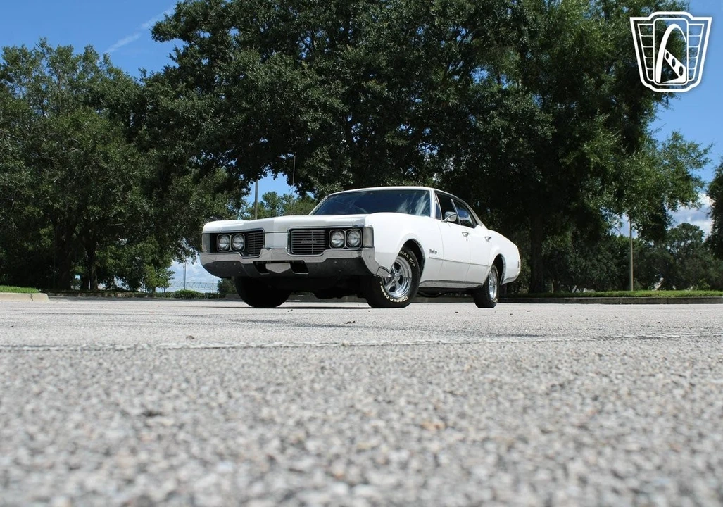 1968 Oldsmobile 88 - Image 4 of 12
