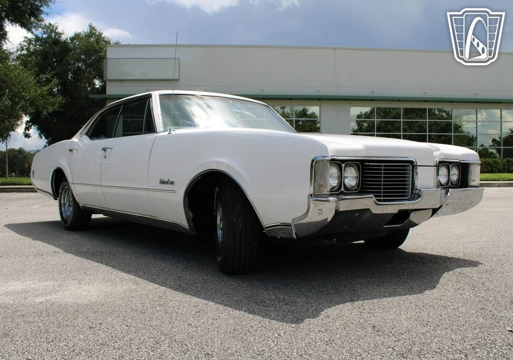 1968 Oldsmobile 88 - Image 7 of 12