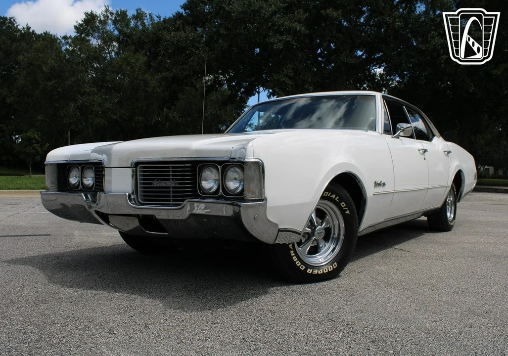 1968 Oldsmobile 88 - Image 10 of 12