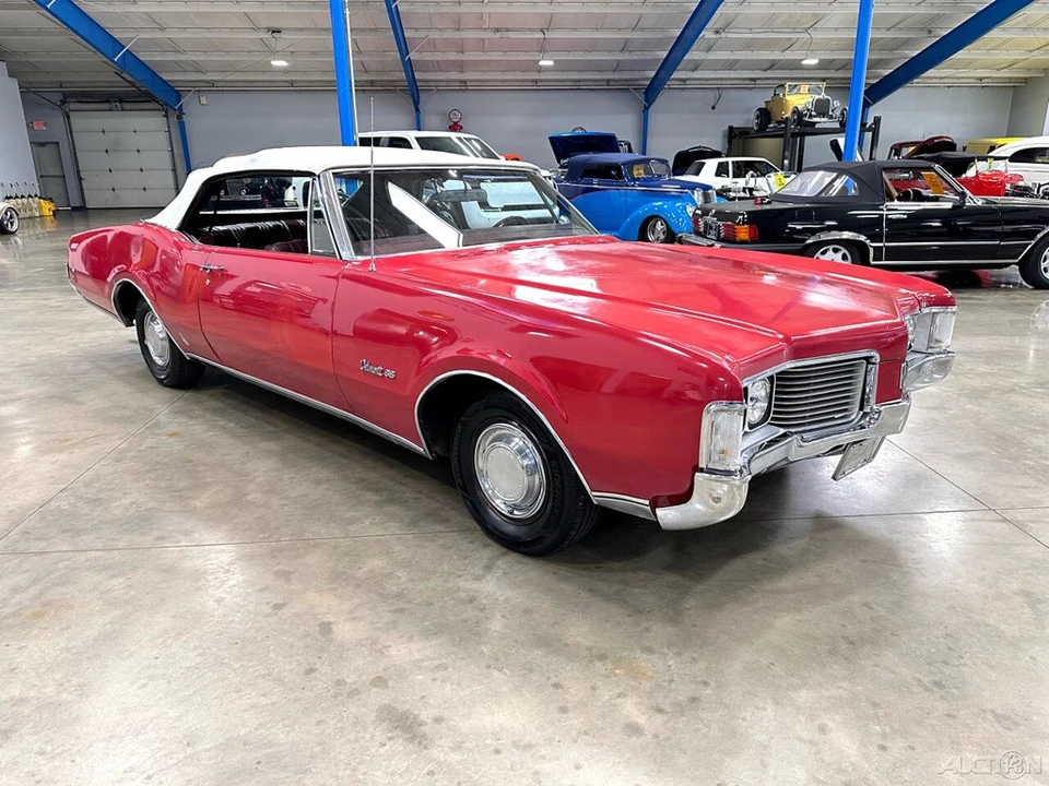 1968 Oldsmobile 88 - Image 5 of 21