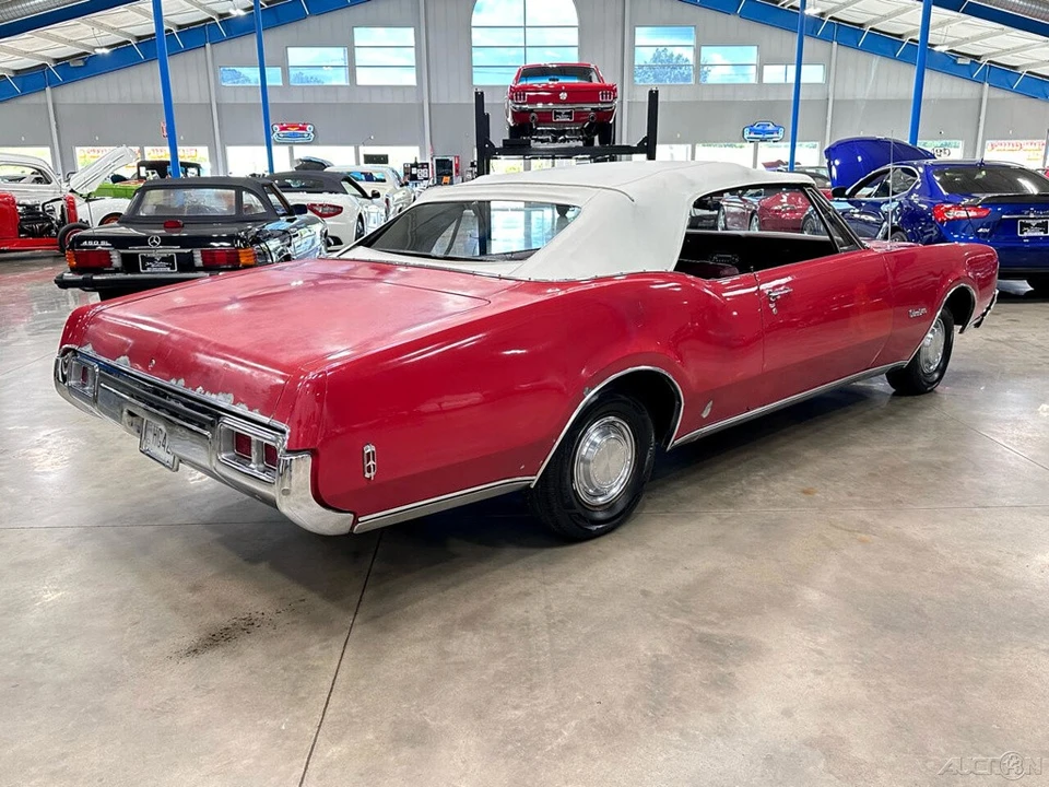 1968 Oldsmobile 88 - Image 4 of 21