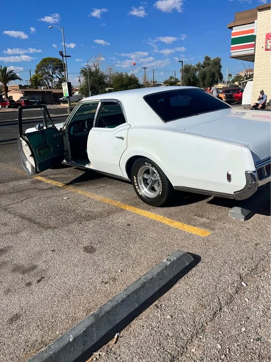 1968 Oldsmobile 88 - Image 3 of 8