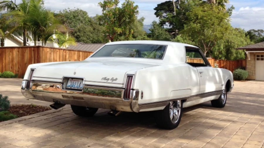 1968 Oldsmobile 98 - Image 2 of 2