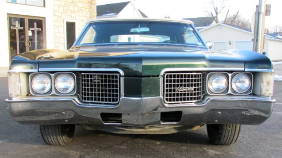 1968 Oldsmobile 98 - Image 11 of 12