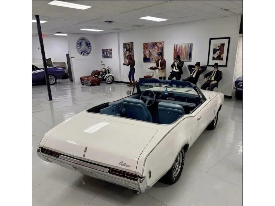 1968 Oldsmobile Cutlass 3rd Gen - Image 16 of 31