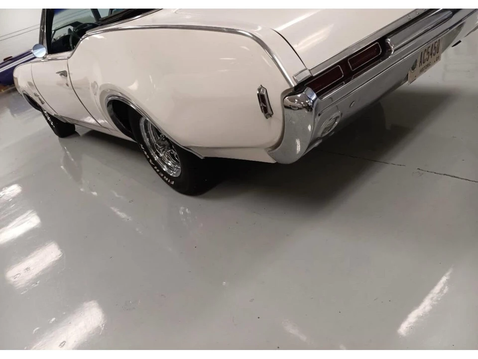 1968 Oldsmobile Cutlass 3rd Gen - Image 12 of 31