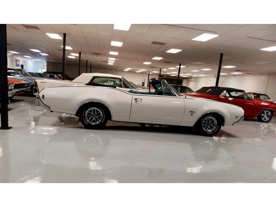 1968 Oldsmobile Cutlass 3rd Gen - Image 9 of 31