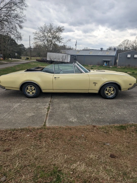 1968 Oldsmobile Cutlass 3rd Gen - Image 4 of 16