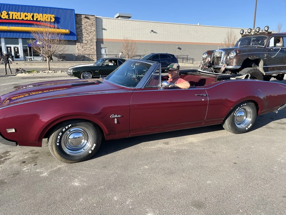 1968 Oldsmobile Cutlass 3rd Gen - Image 2 of 5