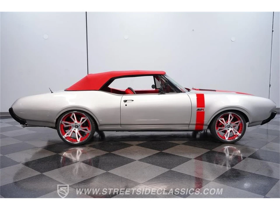 1968 Oldsmobile Cutlass 3rd Gen - Image 12 of 31