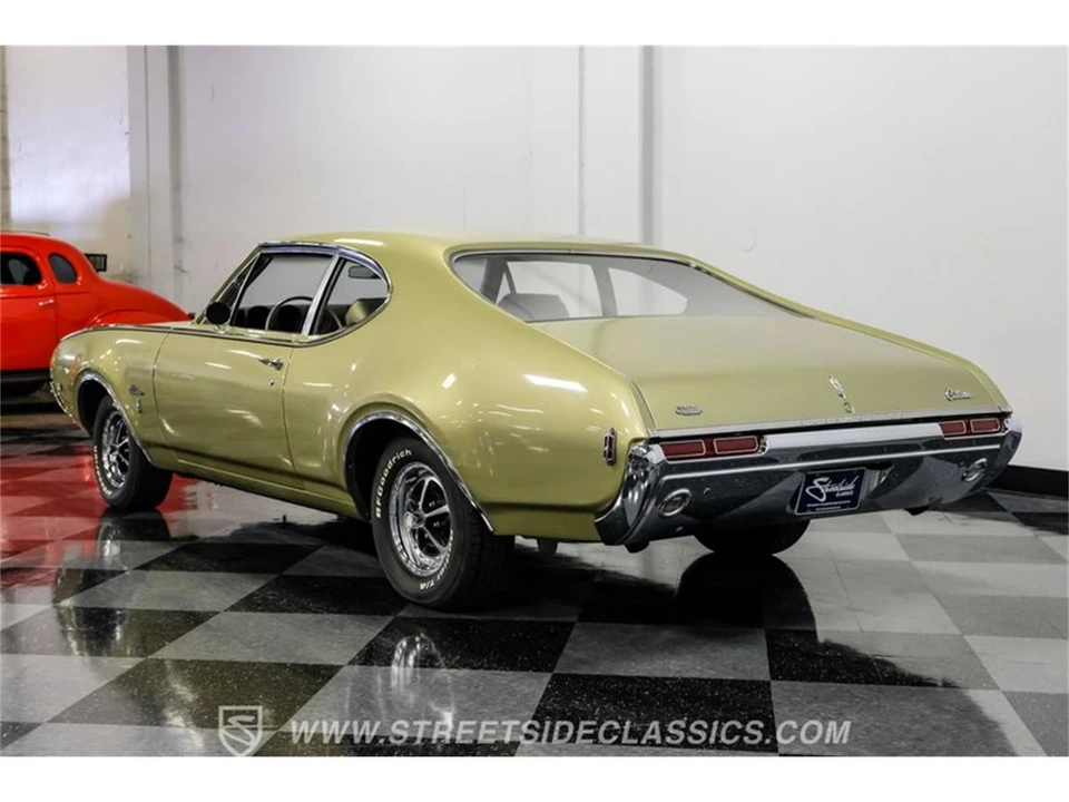 1968 Oldsmobile Cutlass 3rd Gen - Image 9 of 31
