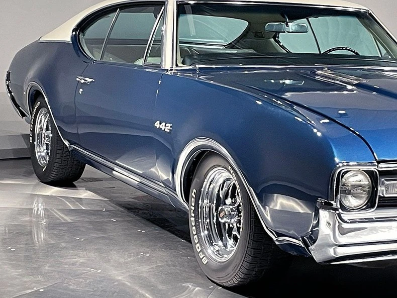 1968 Oldsmobile Cutlass 3rd Gen - Image 12 of 31