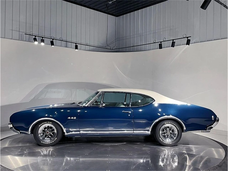 1968 Oldsmobile Cutlass 3rd Gen - Image 10 of 31