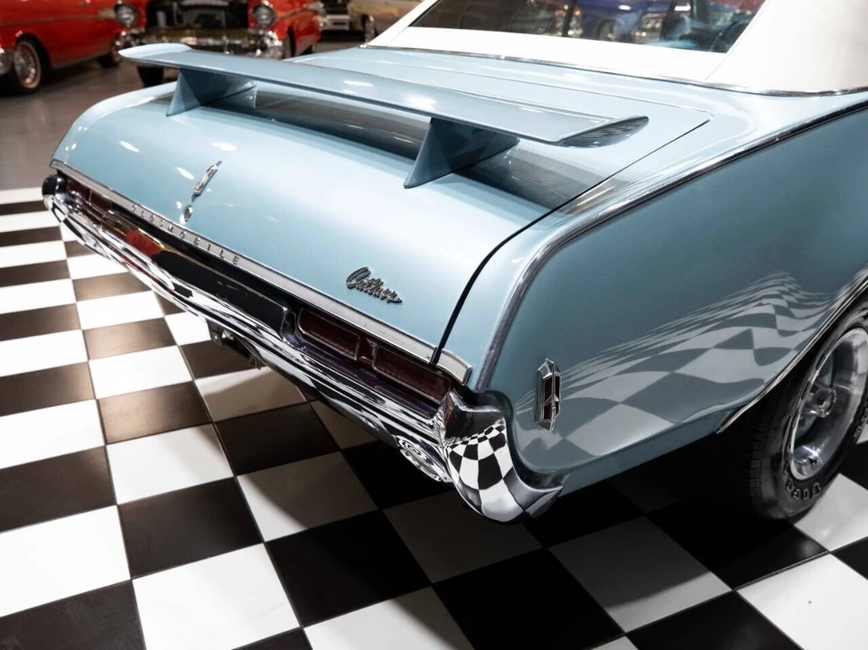 1968 Oldsmobile Cutlass 3rd Gen - Image 15 of 21