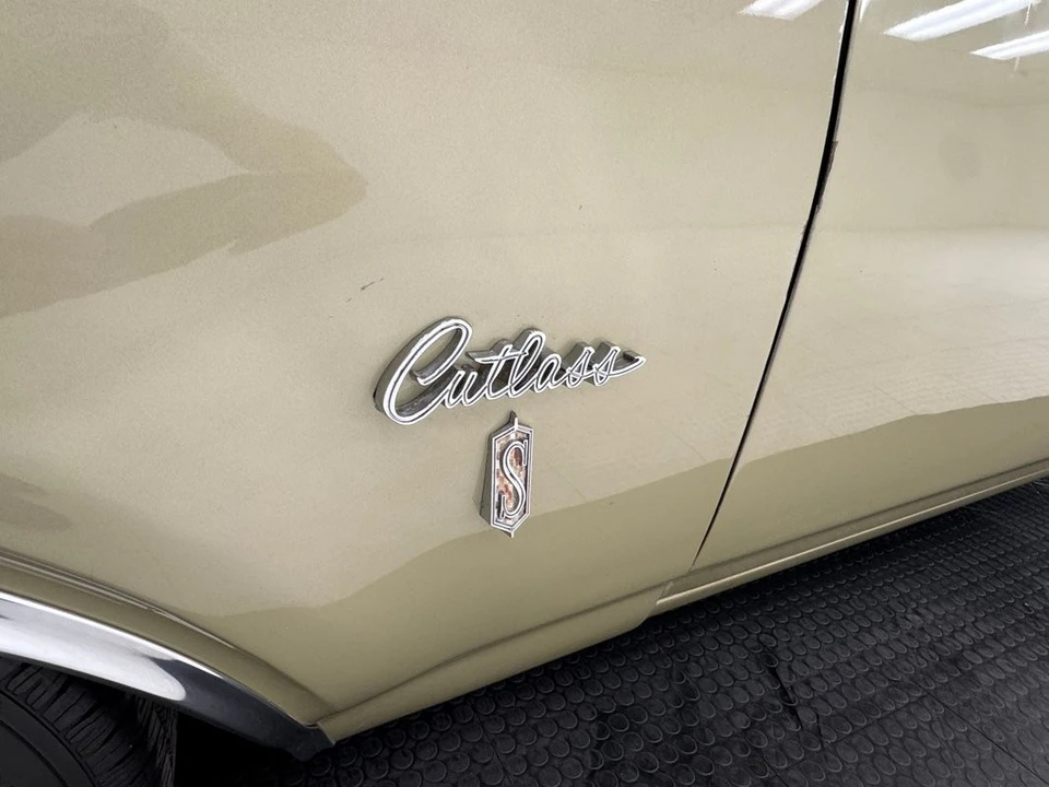 1968 Oldsmobile Cutlass 3rd Gen - Image 17 of 31