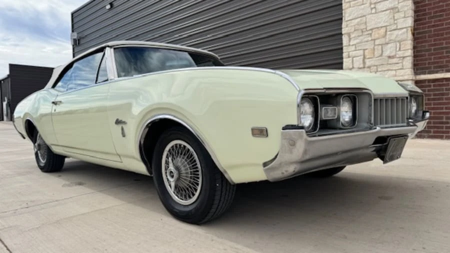 1968 Oldsmobile Cutlass 3rd Gen - Image 12 of 31
