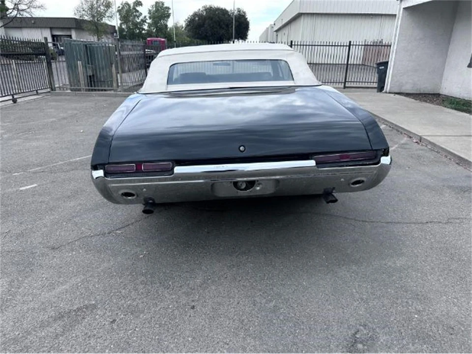 1968 Oldsmobile Cutlass 3rd Gen - Image 11 of 16