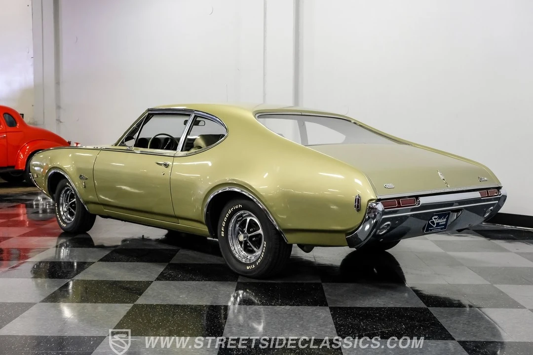 1968 Oldsmobile Cutlass 3rd Gen - Image 9 of 12